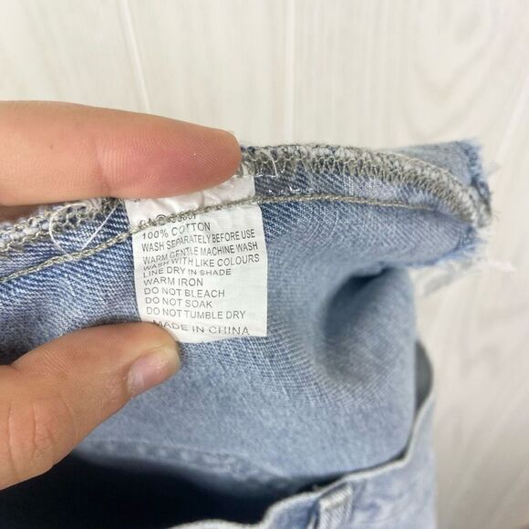 Polly Women's Cut Off Denim Shorts Animal Print Pockets Distressed Blue Size 0 - Picture 5 of 6